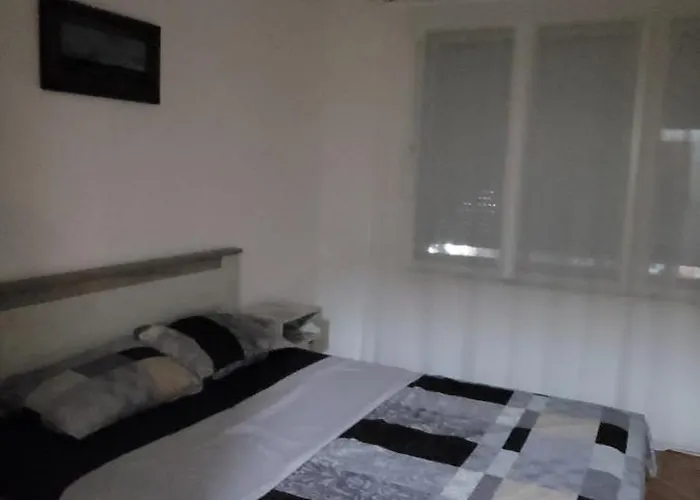 Lejlighed Kraljevo-ceo Stan,privatan Parking Kraljevo